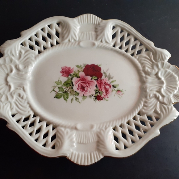 GORGEOUS VTG Baum Bros Formalities Handpainted Porcelain Reticular Plates. - Picture 2 of 7